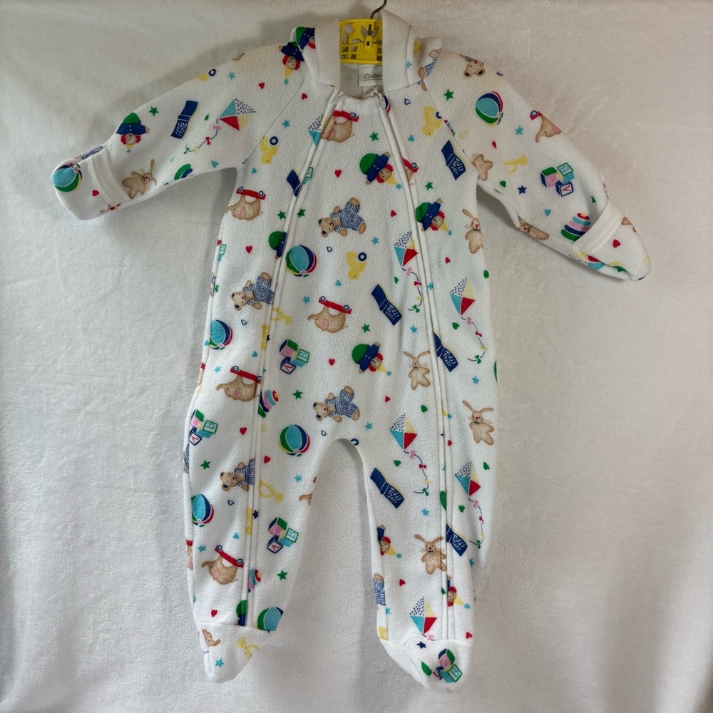 Vintage Y2K Carter’s Baby Zip Footed  Sleeper Colorful All-Over Toy Pattern 12M